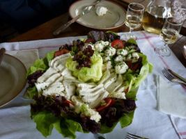 Saláta roston sült kapros kecskesajttal - A Nagyrédei Kecskefarm ajánlásával